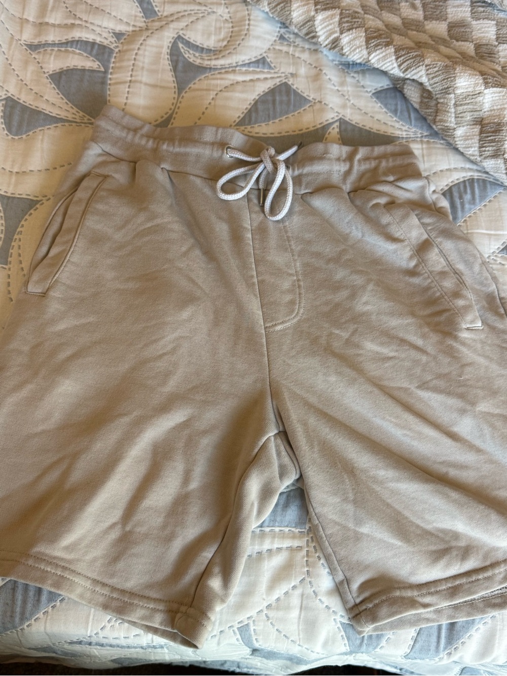 Forever 21 Men’s Drawstring Athletic Shorts - Beige
